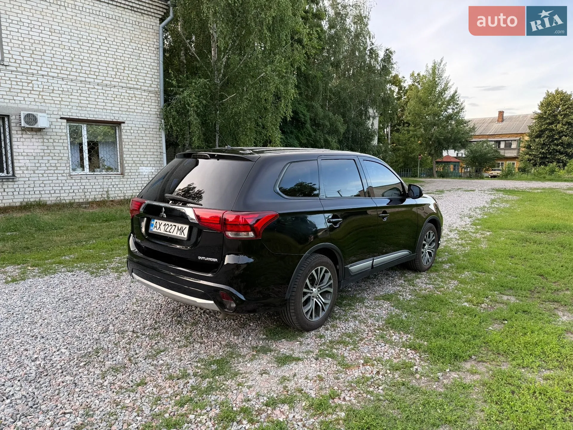 2016 Mitsubishi Outlander - мініатюра 4