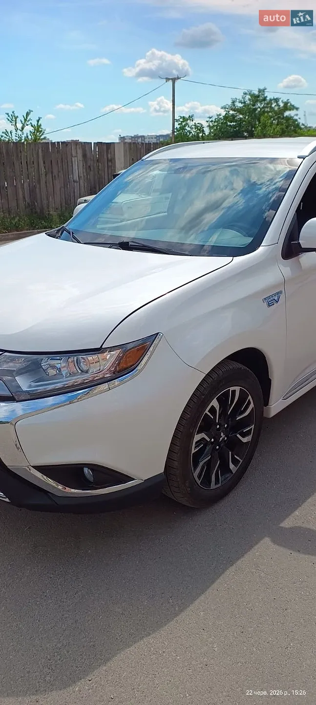 2018 Mitsubishi Outlander - мініатюра 4