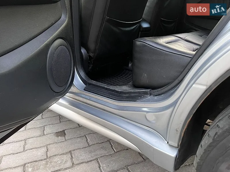 Mitsubishi Outlander 2006 VIN JMBXRCU5W7U000678 фото оголошення 46 з 153