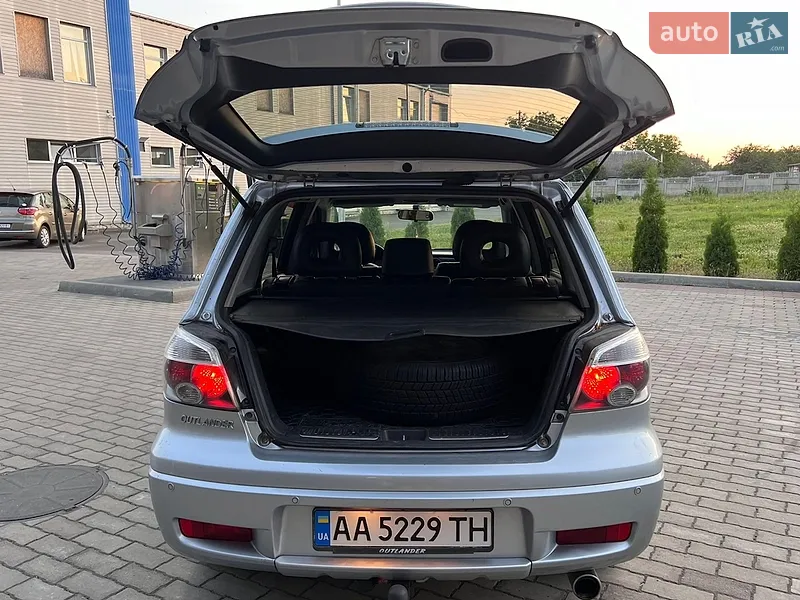 Mitsubishi Outlander 2006 VIN JMBXRCU5W7U000678 фото оголошення 51 з 153