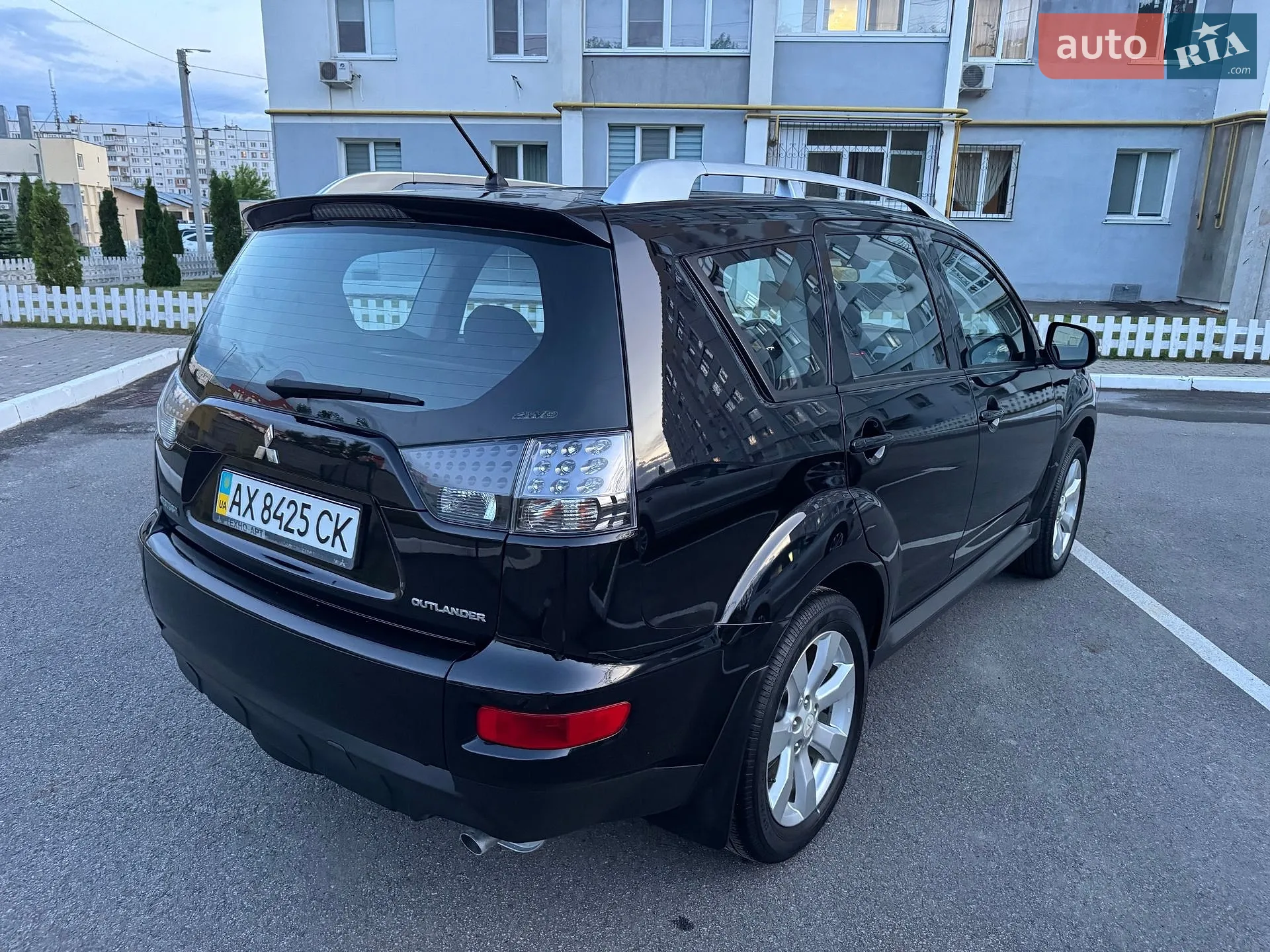 2010 Mitsubishi Outlander - мініатюра 4