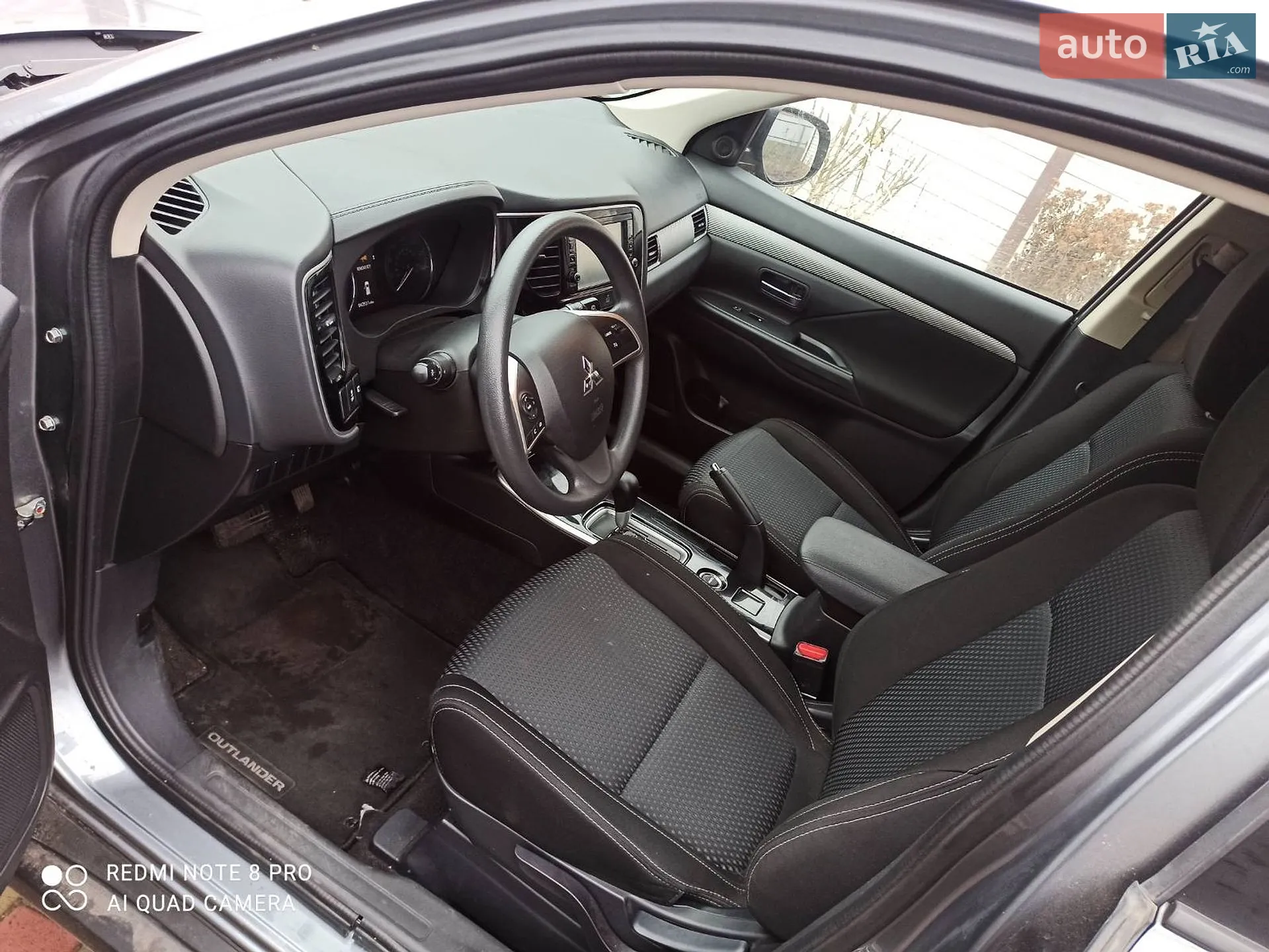 2018 Mitsubishi Outlander - мініатюра 14