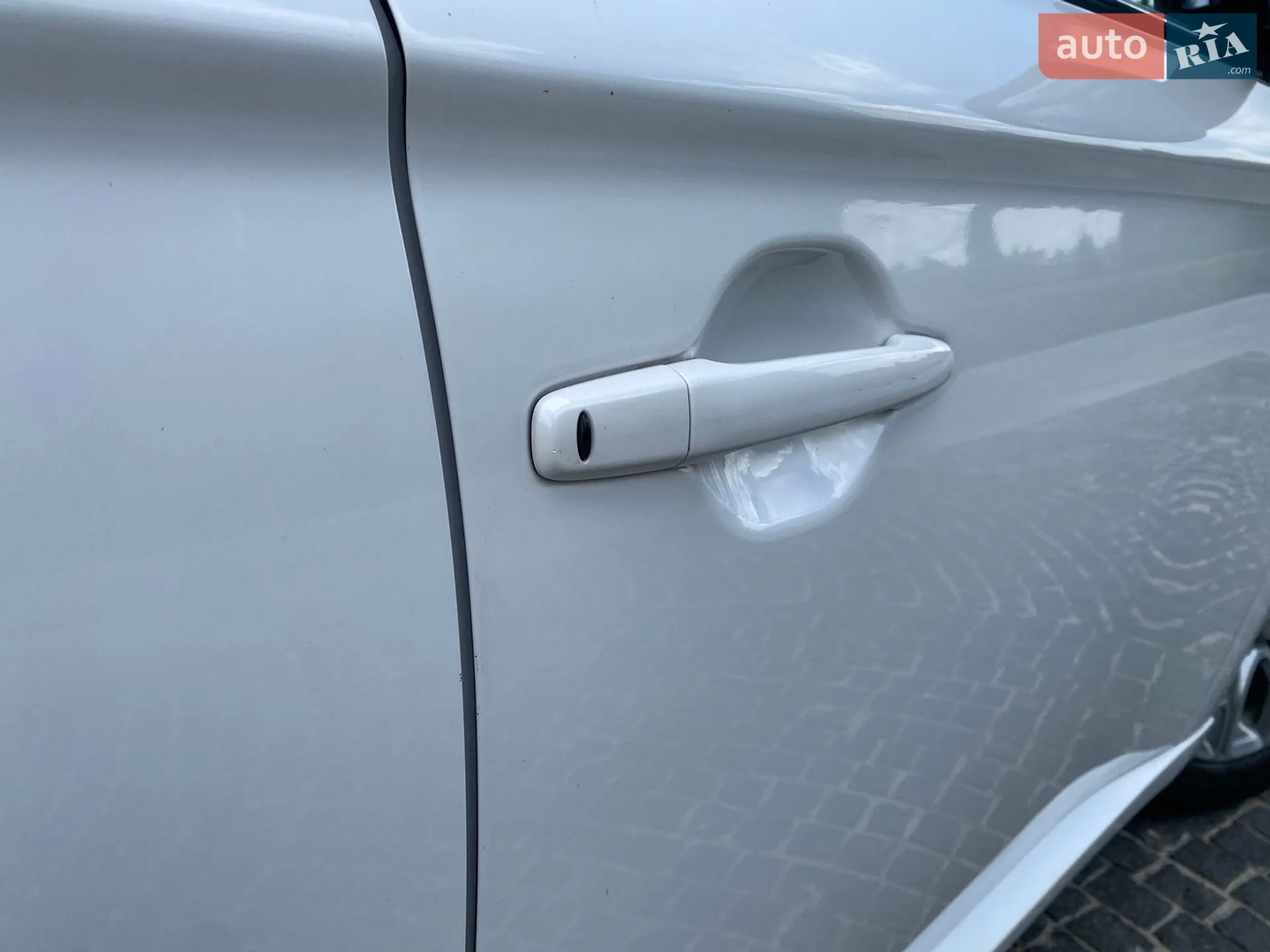 2014 Mitsubishi Outlander - мініатюра 10