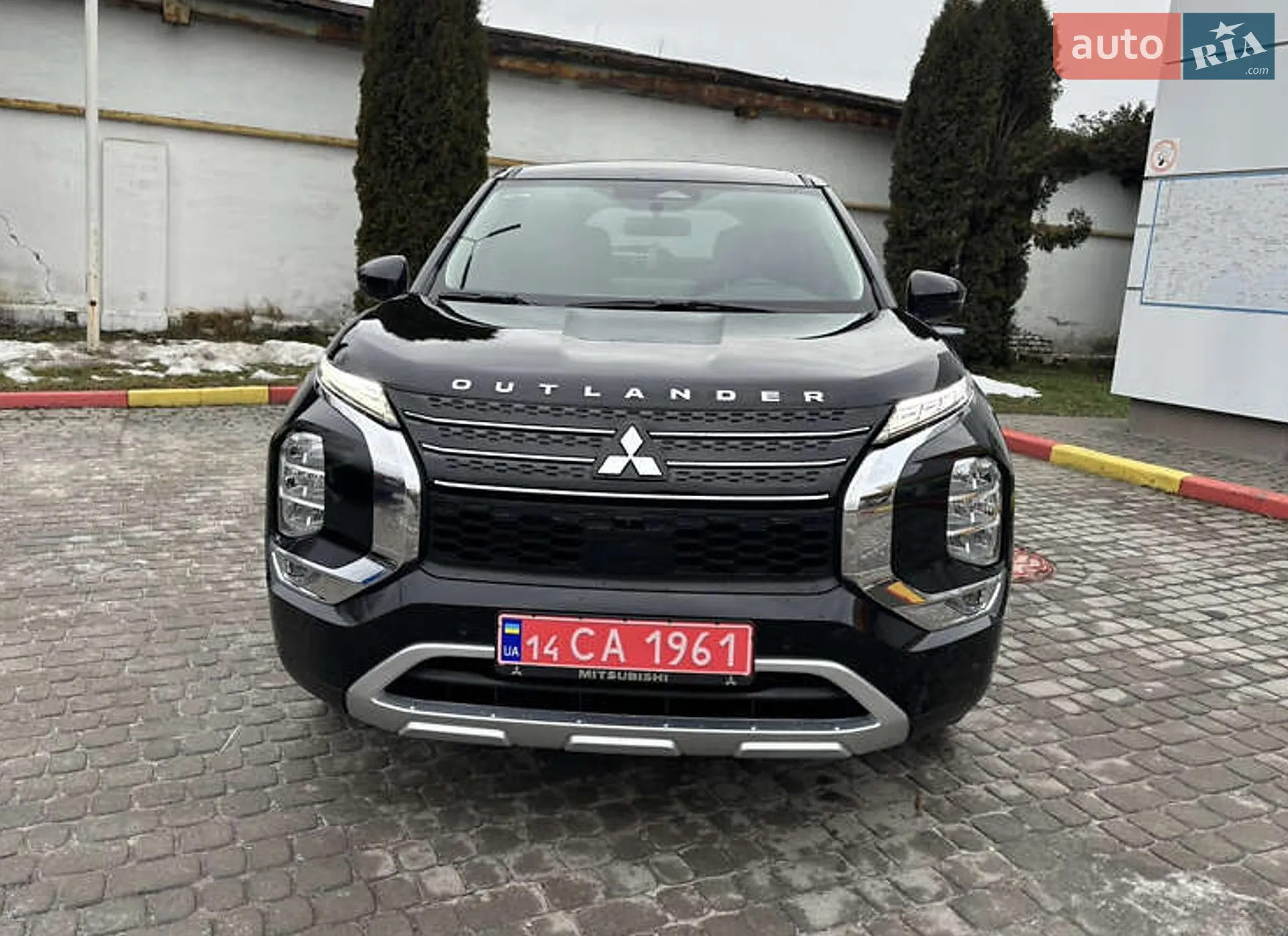 2022 Mitsubishi Outlander - мініатюра 5