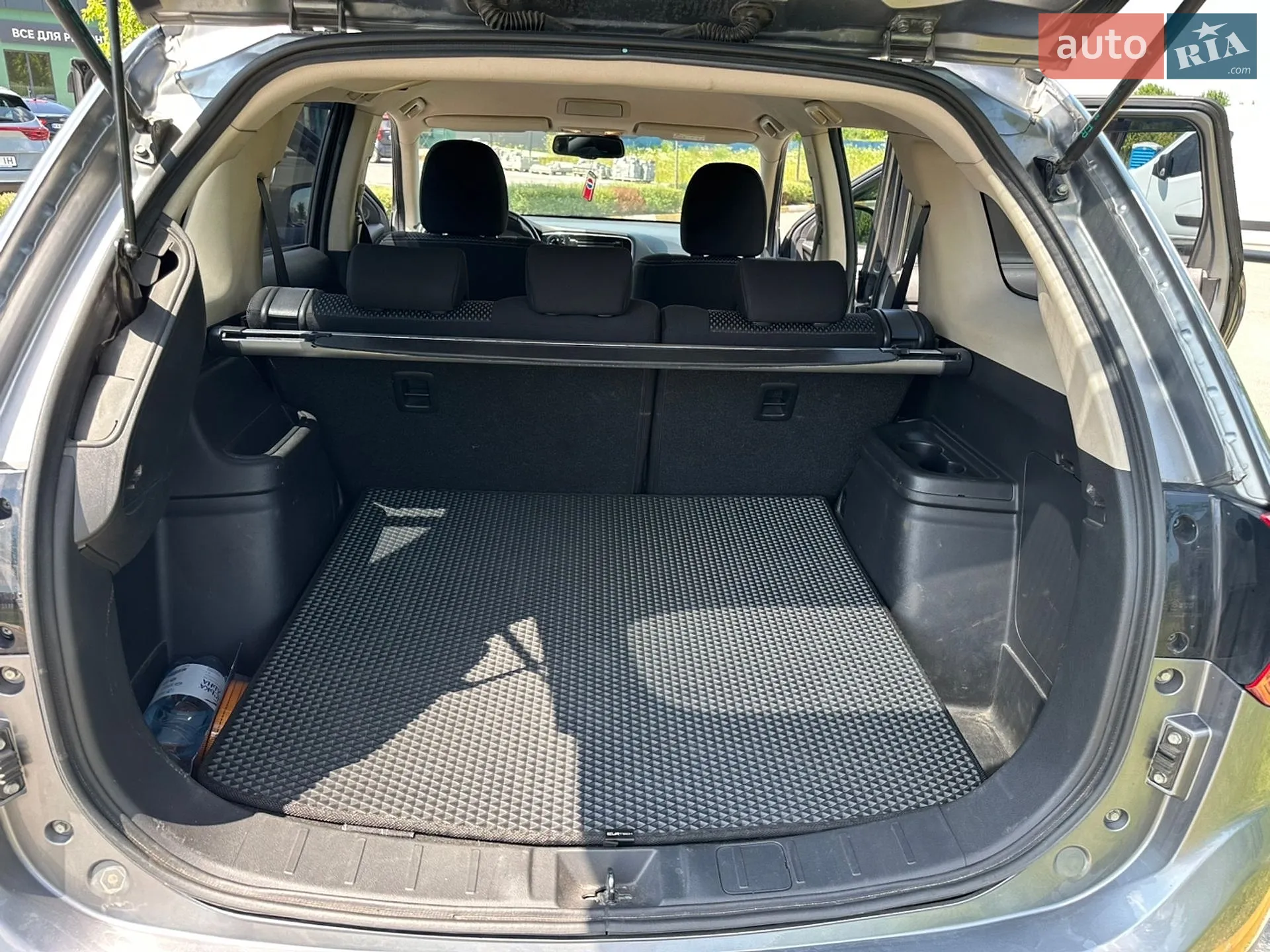 2016 Mitsubishi Outlander - мініатюра 21