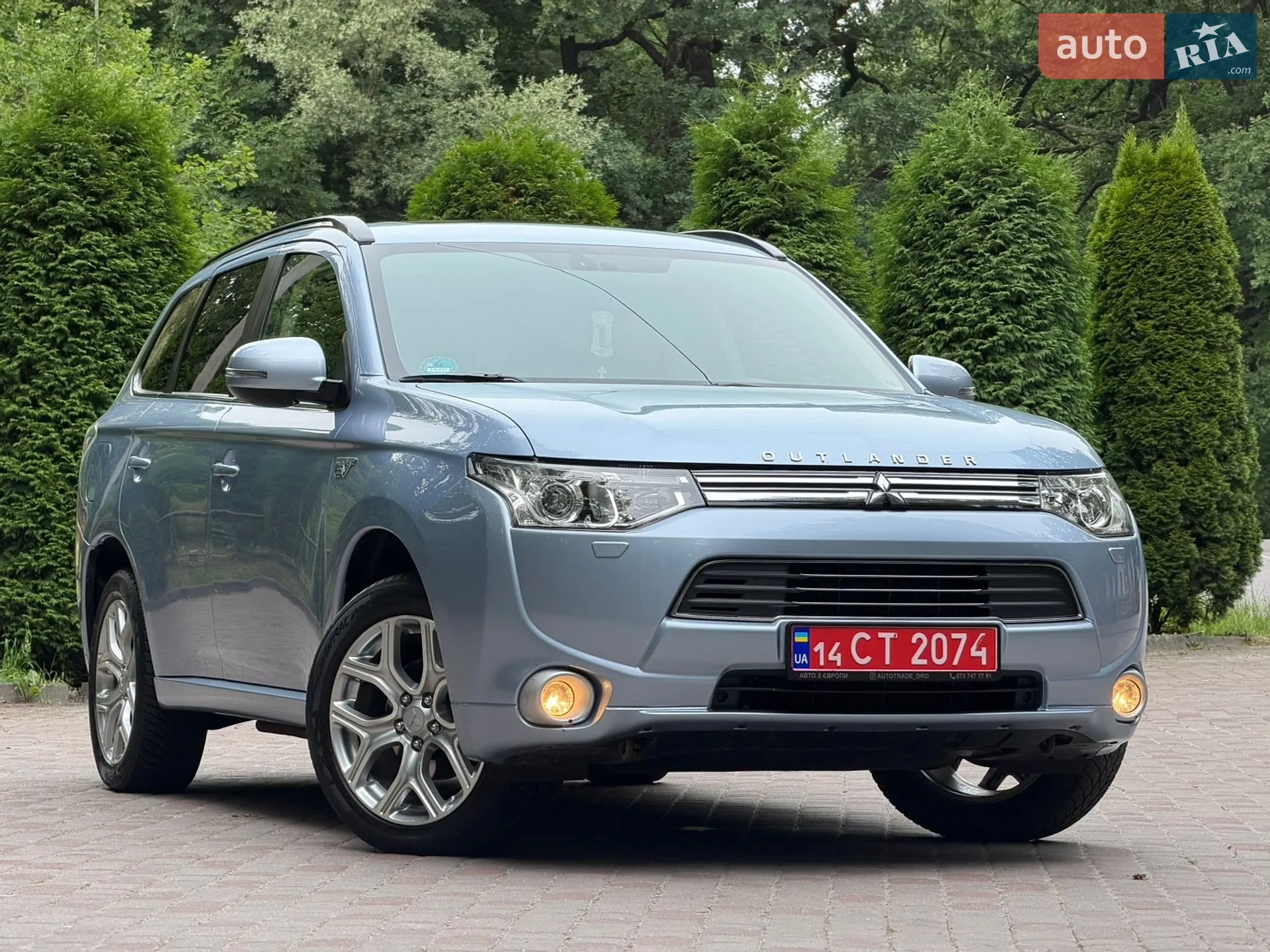 2014 Mitsubishi Outlander - мініатюра 3