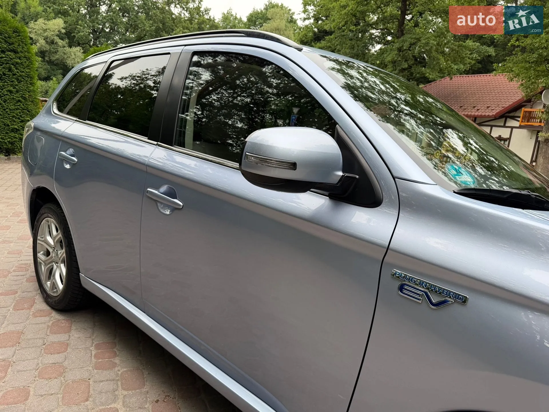 2014 Mitsubishi Outlander - мініатюра 15