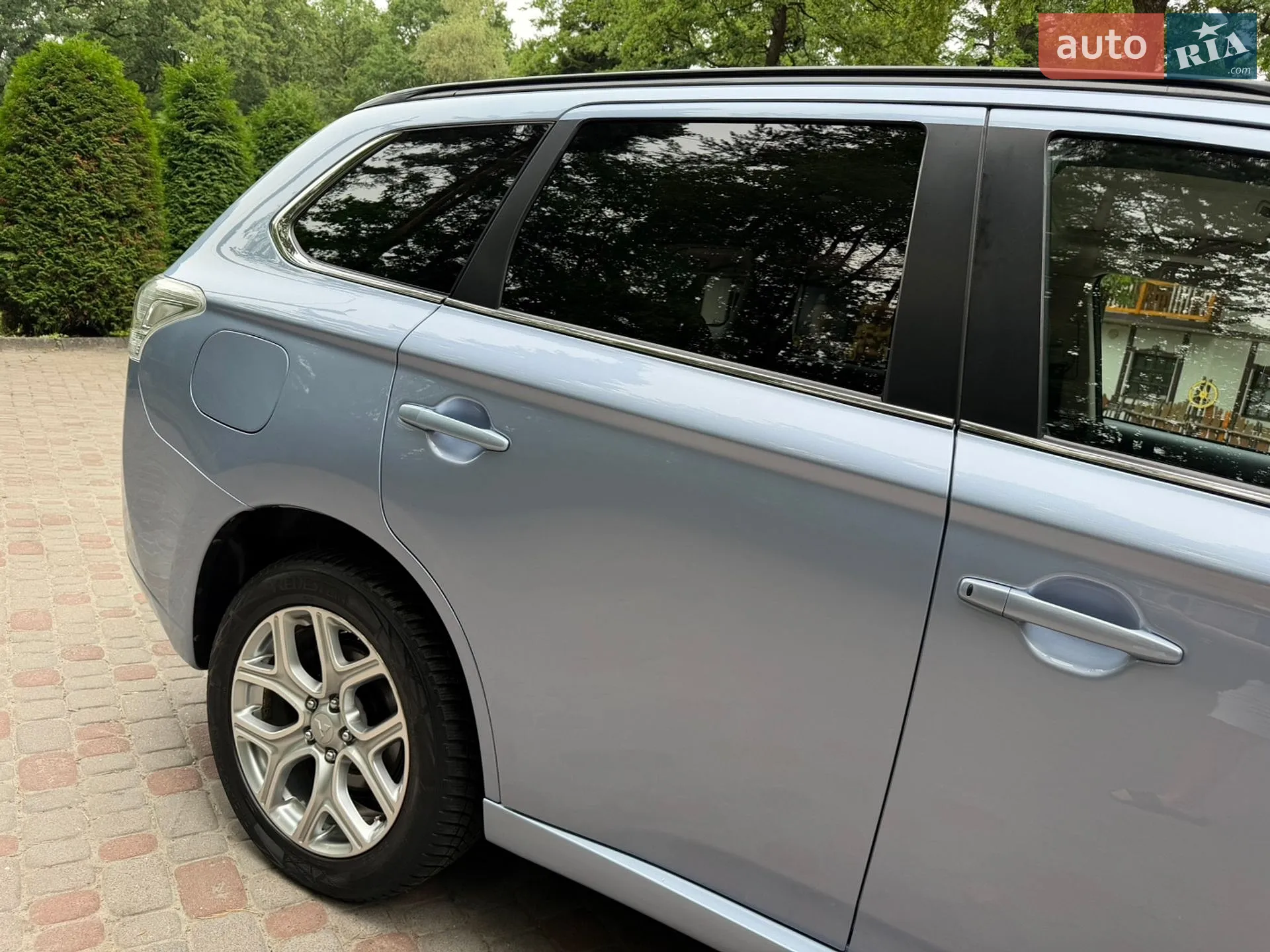 2014 Mitsubishi Outlander - мініатюра 18