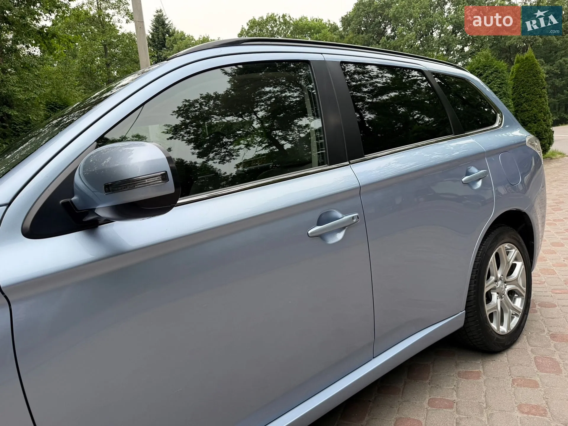 2014 Mitsubishi Outlander - мініатюра 38