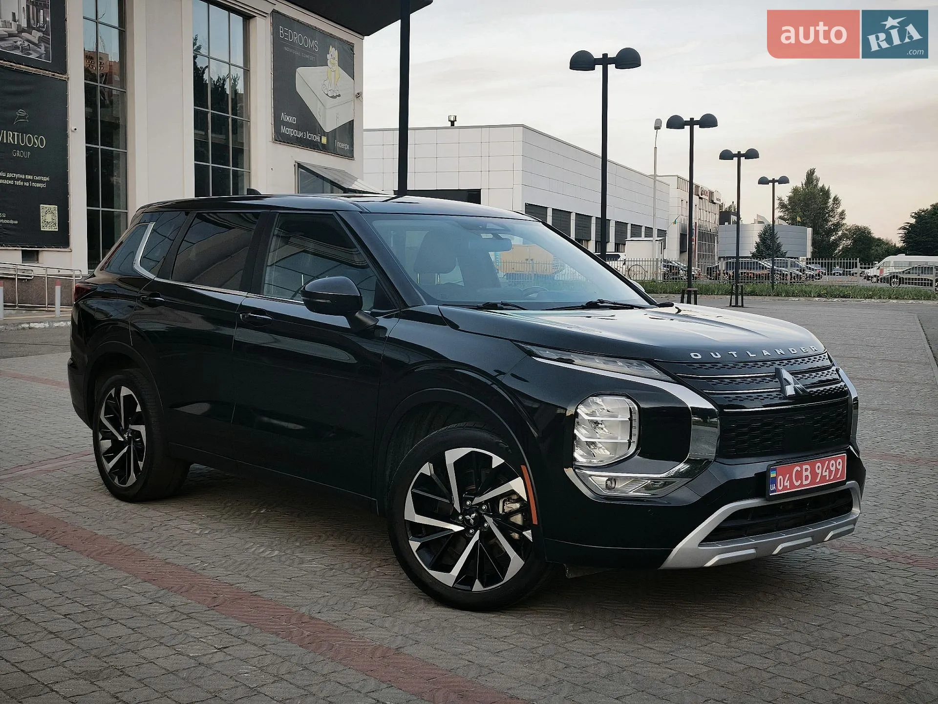 2022 Mitsubishi Outlander - мініатюра 10