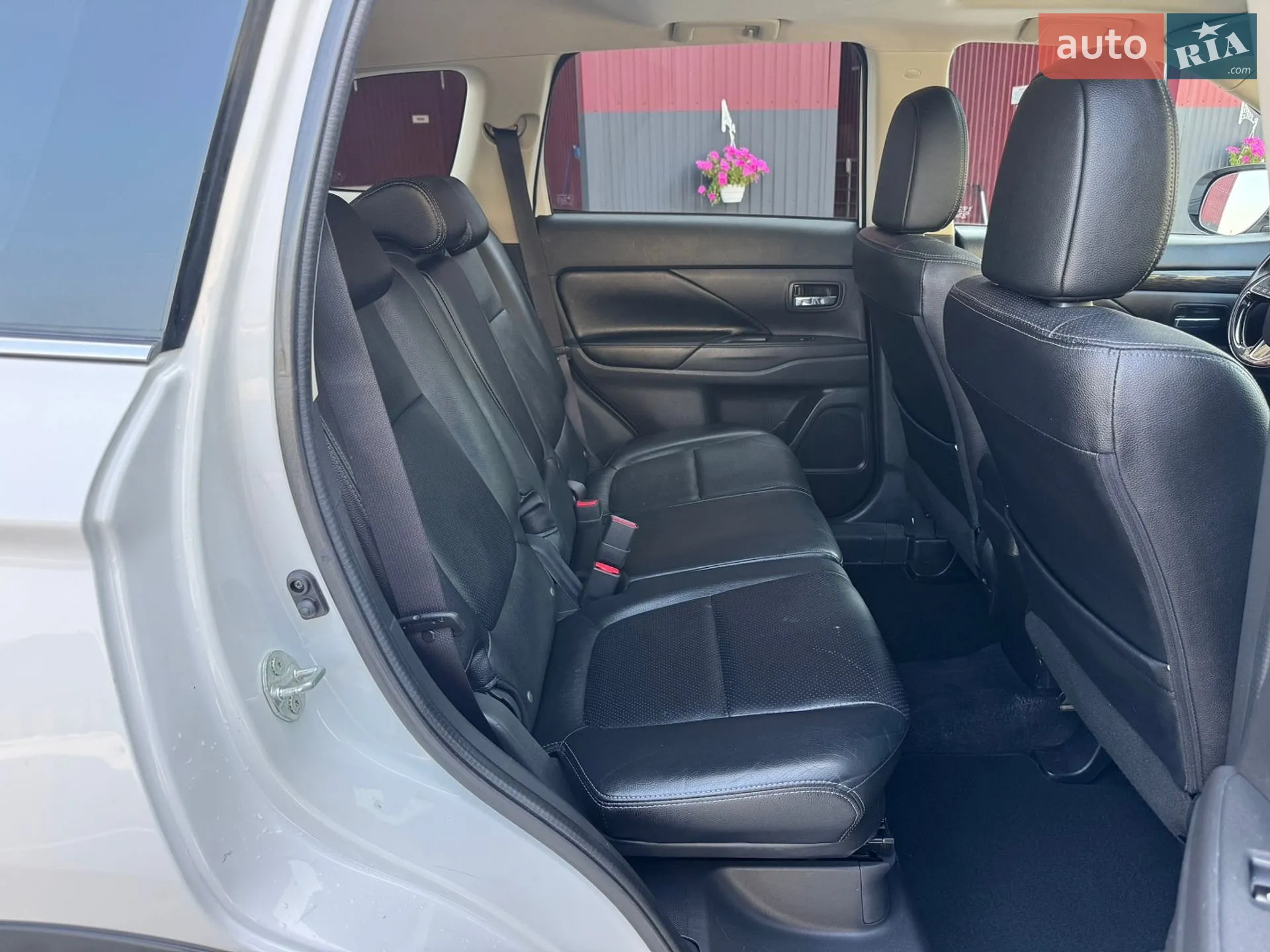 2016 Mitsubishi Outlander - мініатюра 22