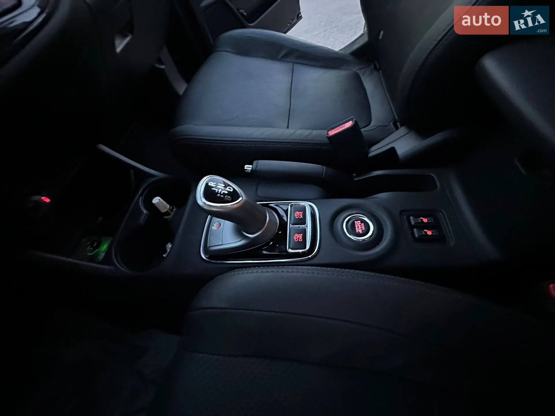 2013 Mitsubishi Outlander - мініатюра 28