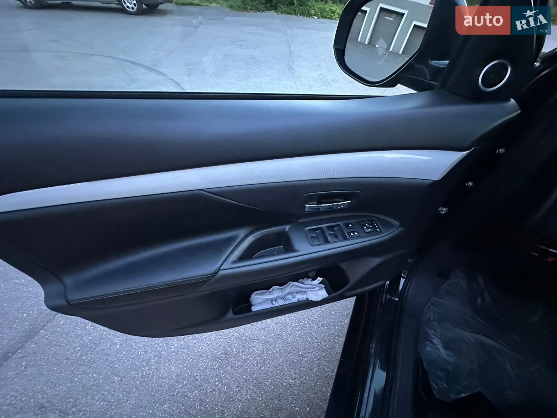2013 Mitsubishi Outlander - мініатюра 32