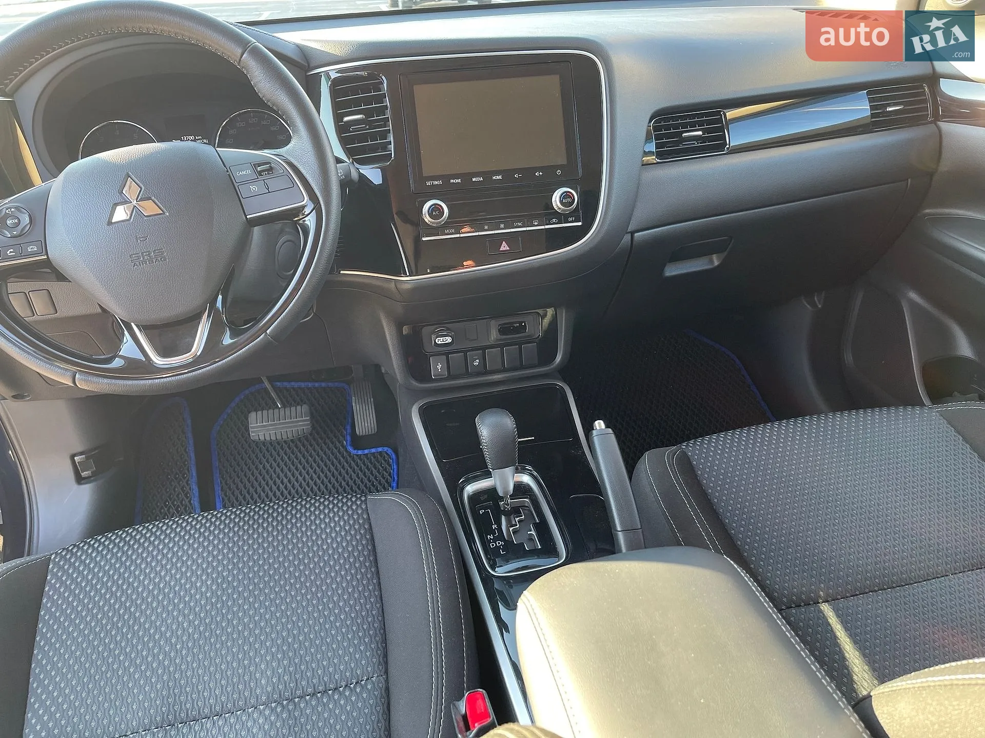 2021 Mitsubishi Outlander - мініатюра 6