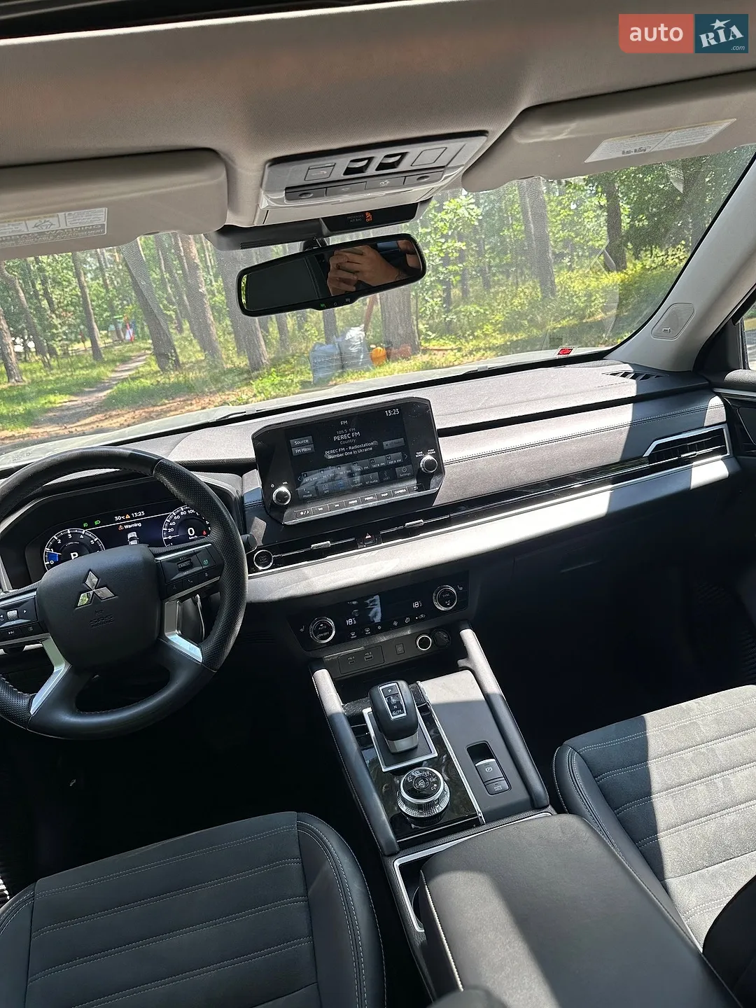 2024 Mitsubishi Outlander - мініатюра 25