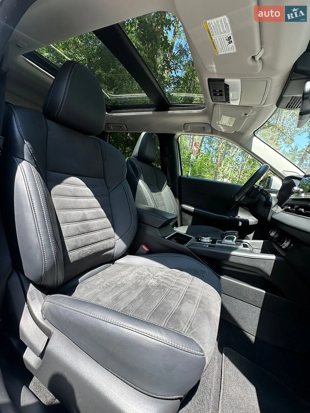 2024 Mitsubishi Outlander - мініатюра 30