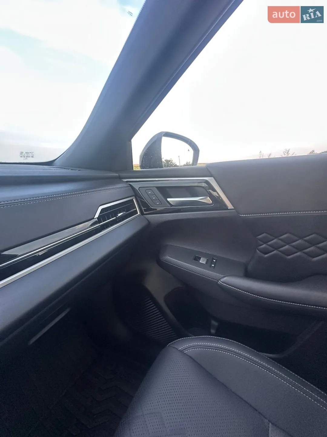 2025 Mitsubishi Outlander - мініатюра 14