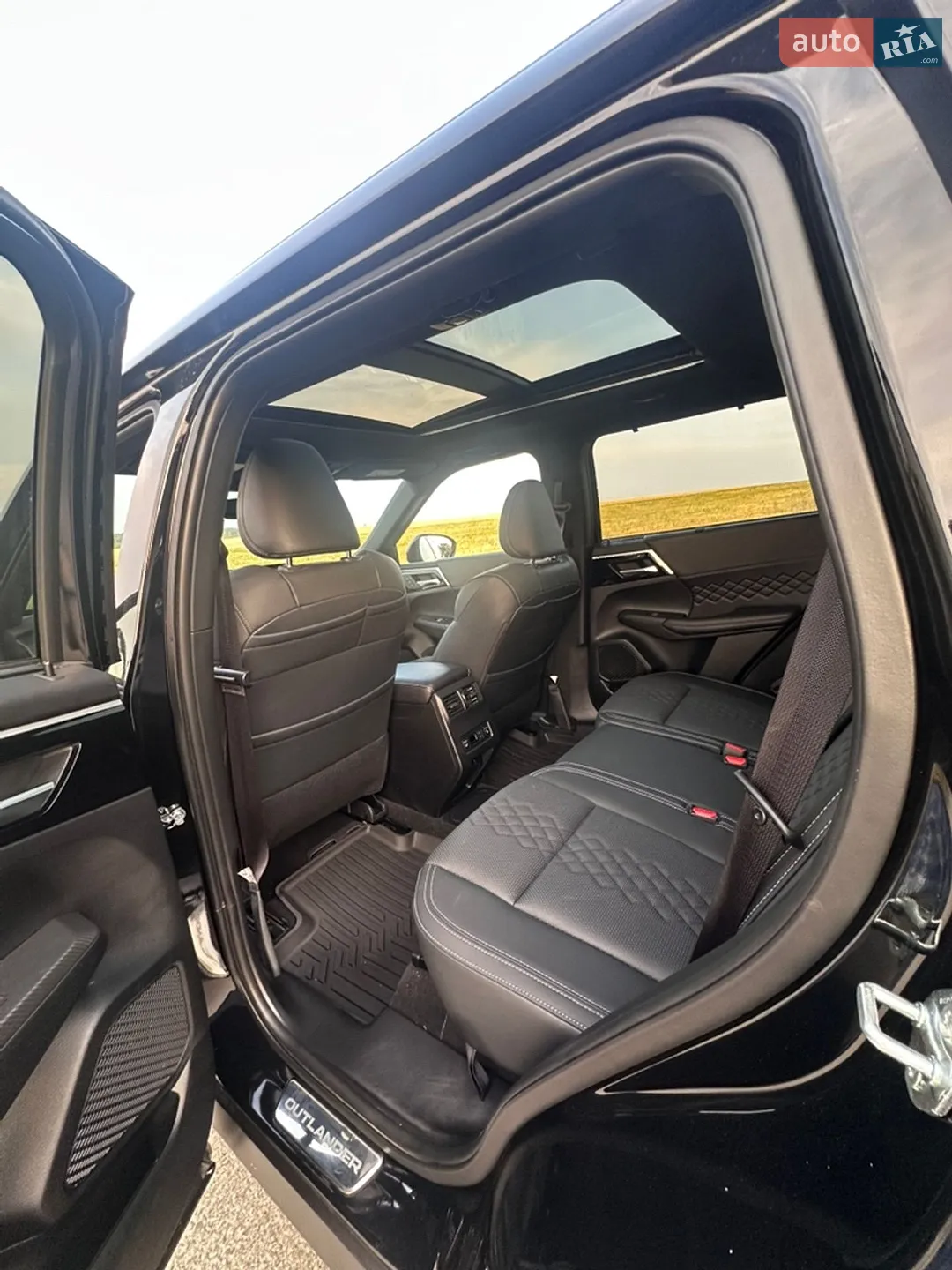 2025 Mitsubishi Outlander - мініатюра 59