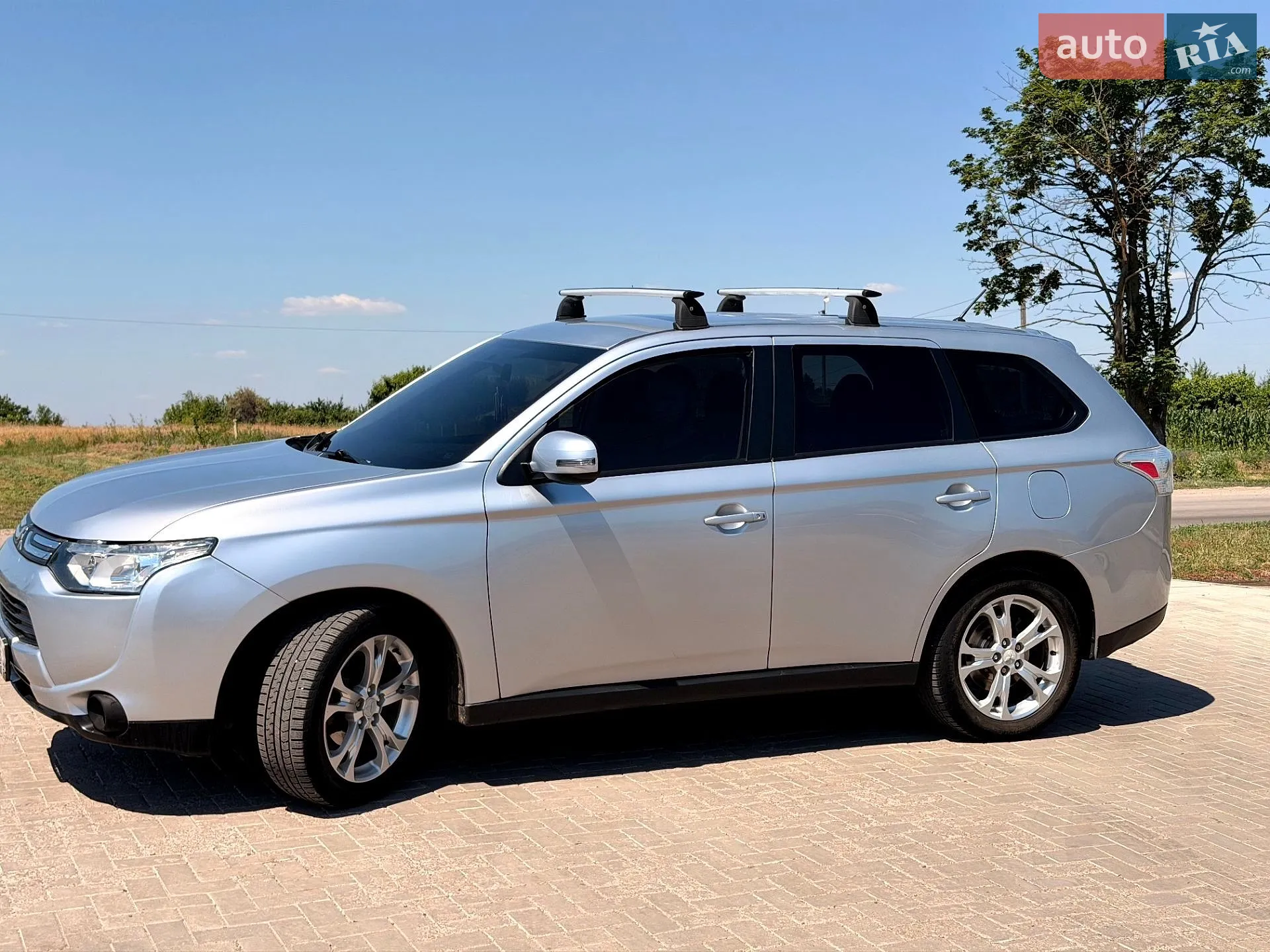 2013 Mitsubishi Outlander - мініатюра 4