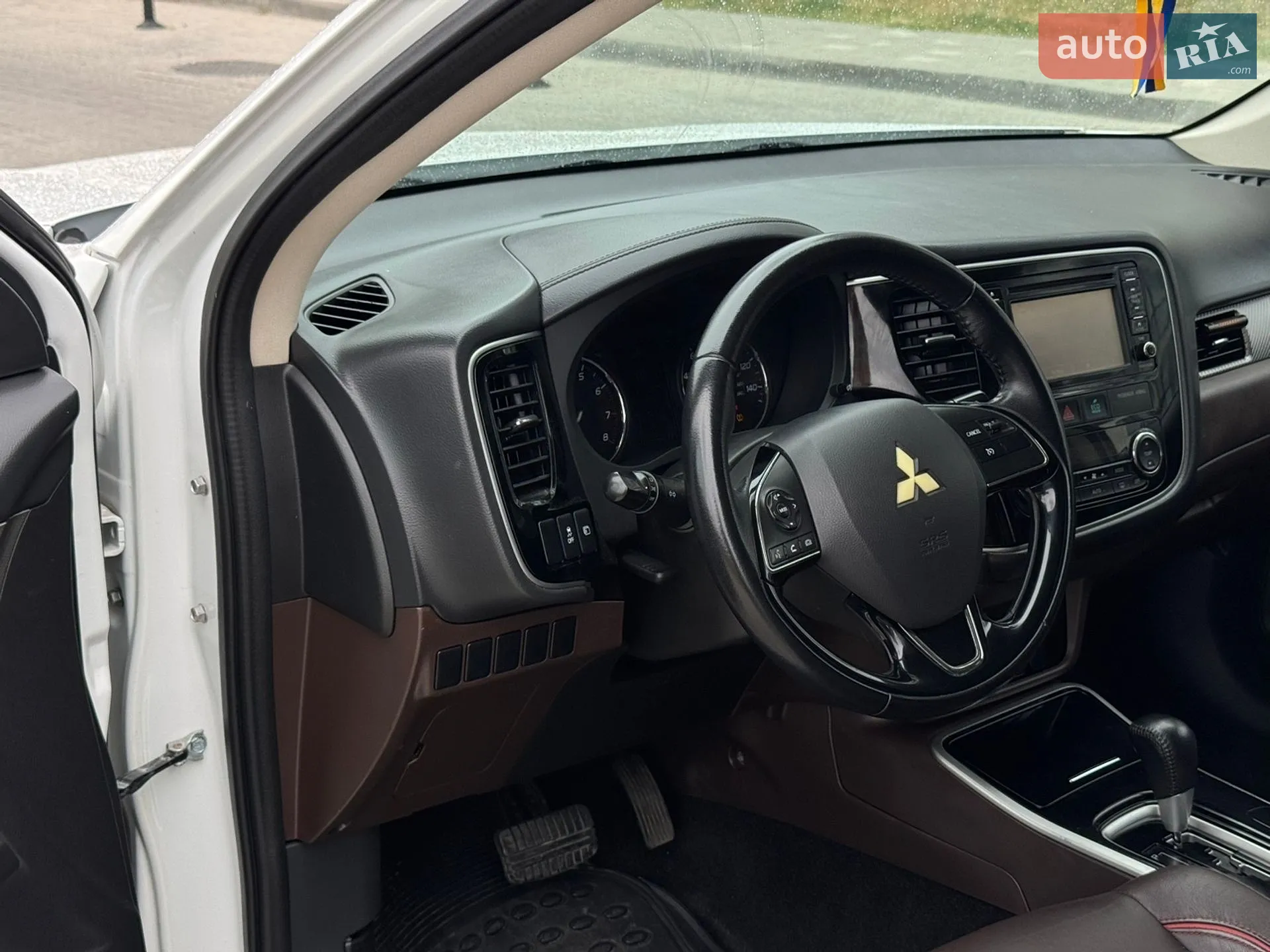 2016 Mitsubishi Outlander - мініатюра 21