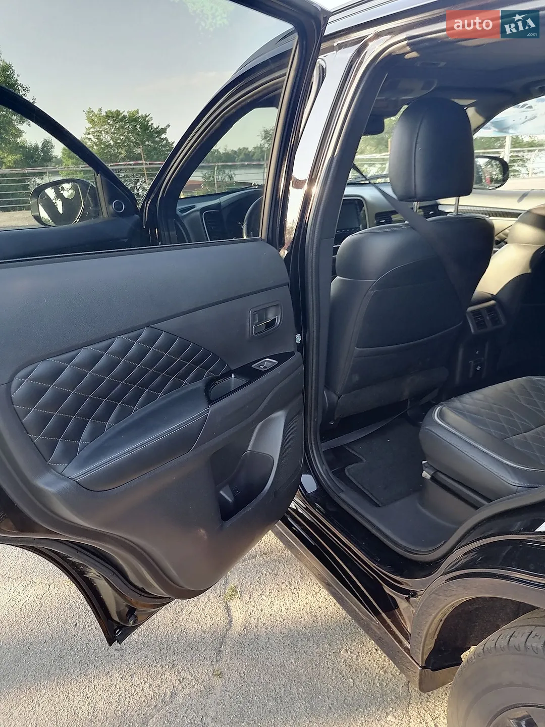 2021 Mitsubishi Outlander - мініатюра 22