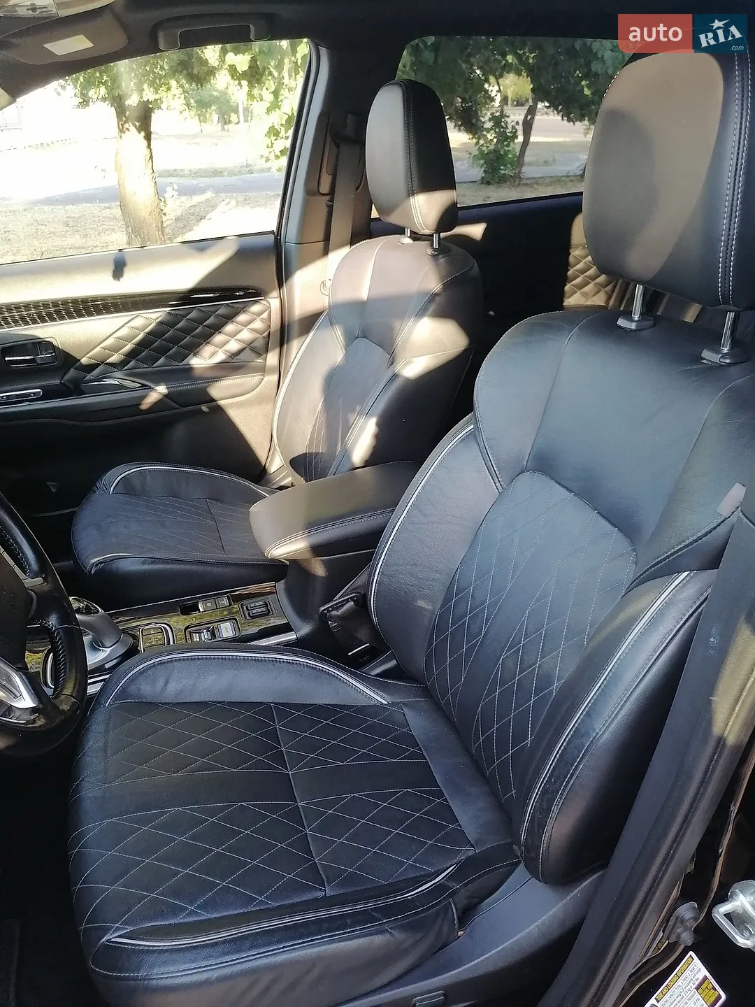 2021 Mitsubishi Outlander - мініатюра 27
