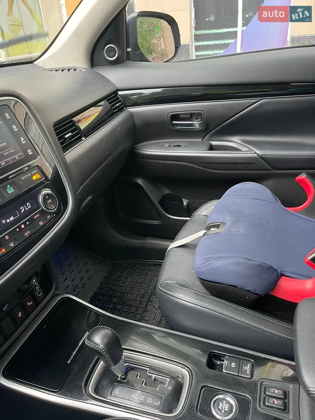 2018 Mitsubishi Outlander - мініатюра 22