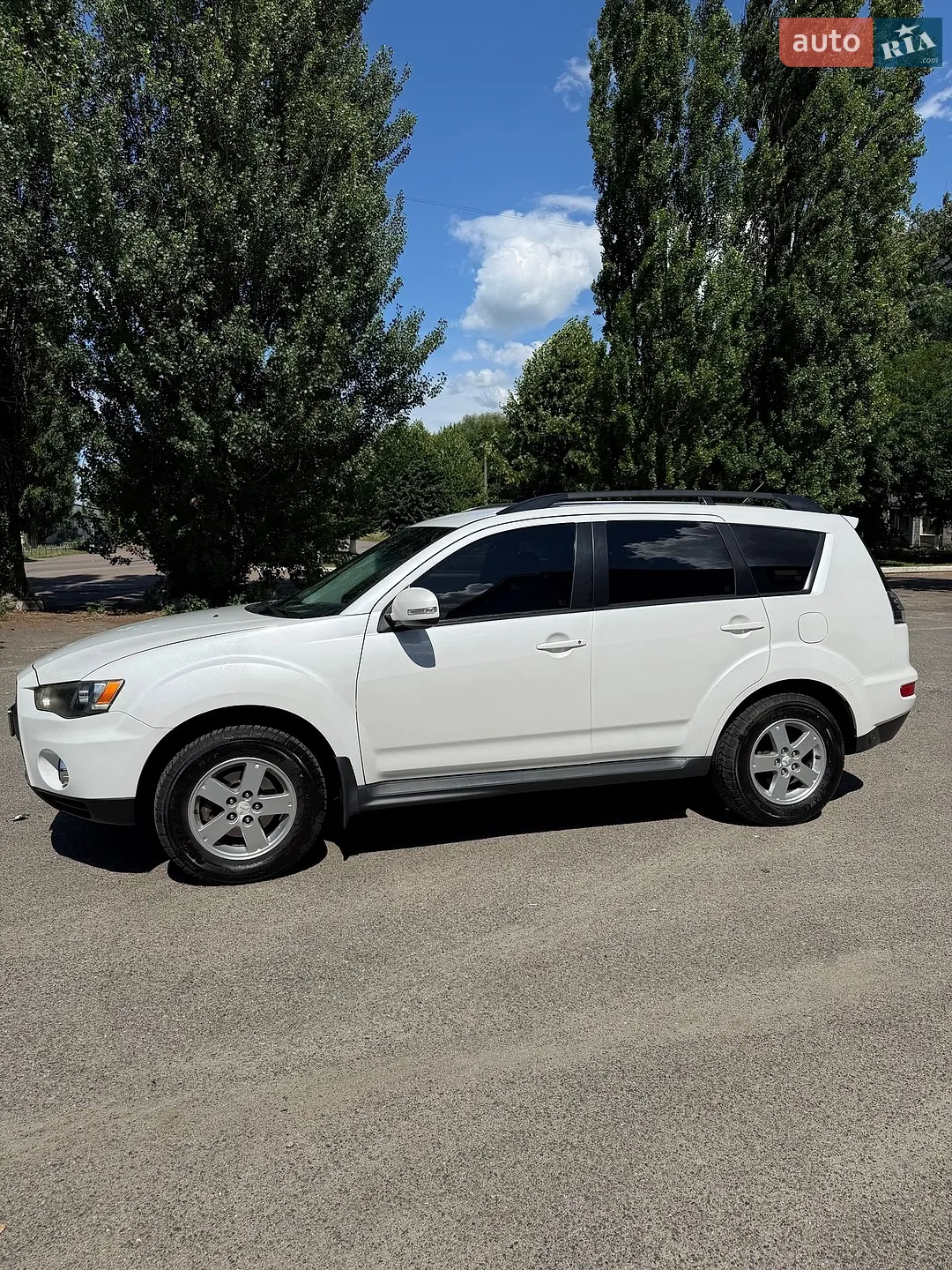 2011 Mitsubishi Outlander - мініатюра 12