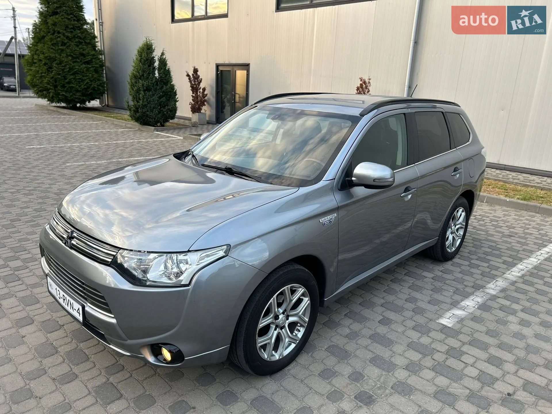 2014 Mitsubishi Outlander - мініатюра 5