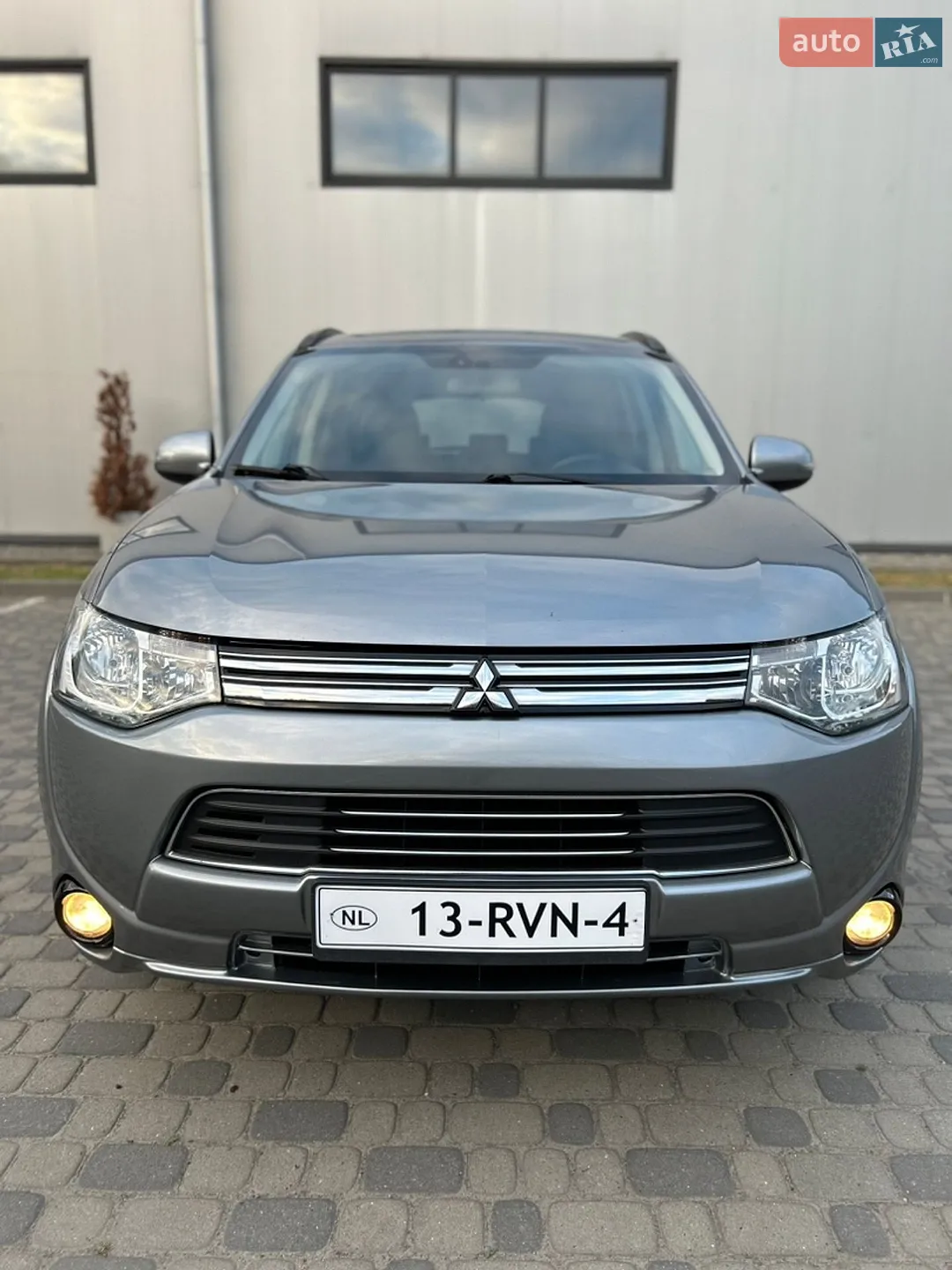 2014 Mitsubishi Outlander - мініатюра 8