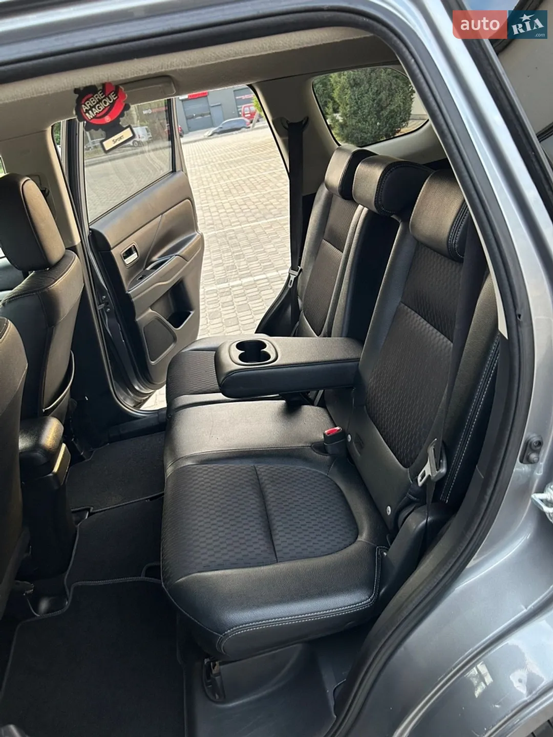 2014 Mitsubishi Outlander - мініатюра 32