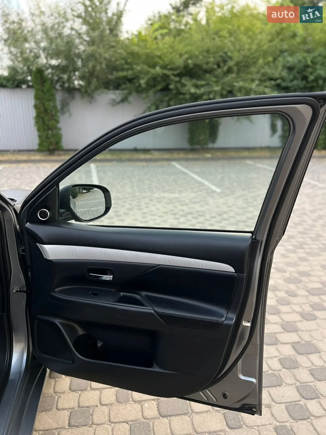 2014 Mitsubishi Outlander - мініатюра 37