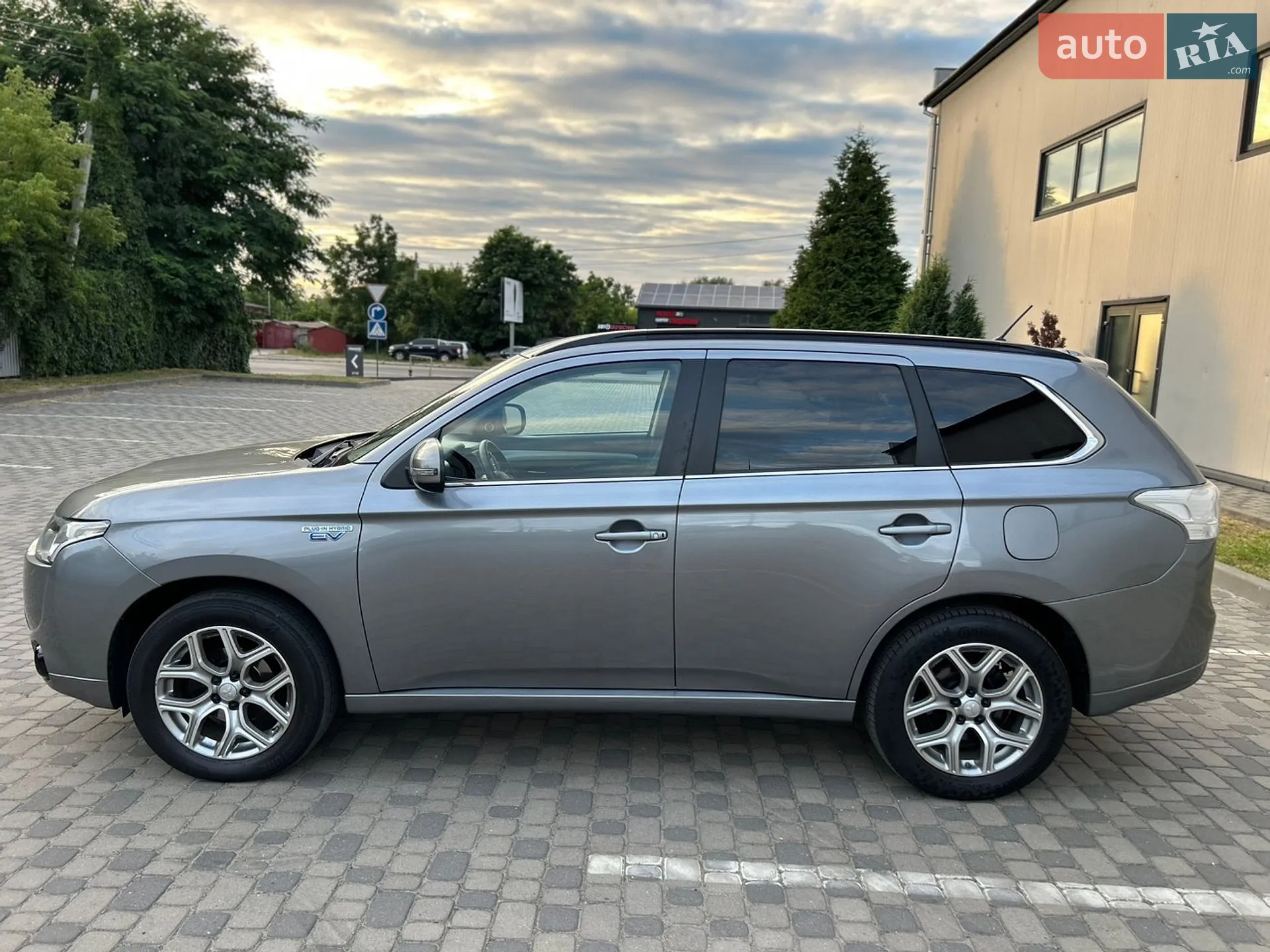 2014 Mitsubishi Outlander - мініатюра 62