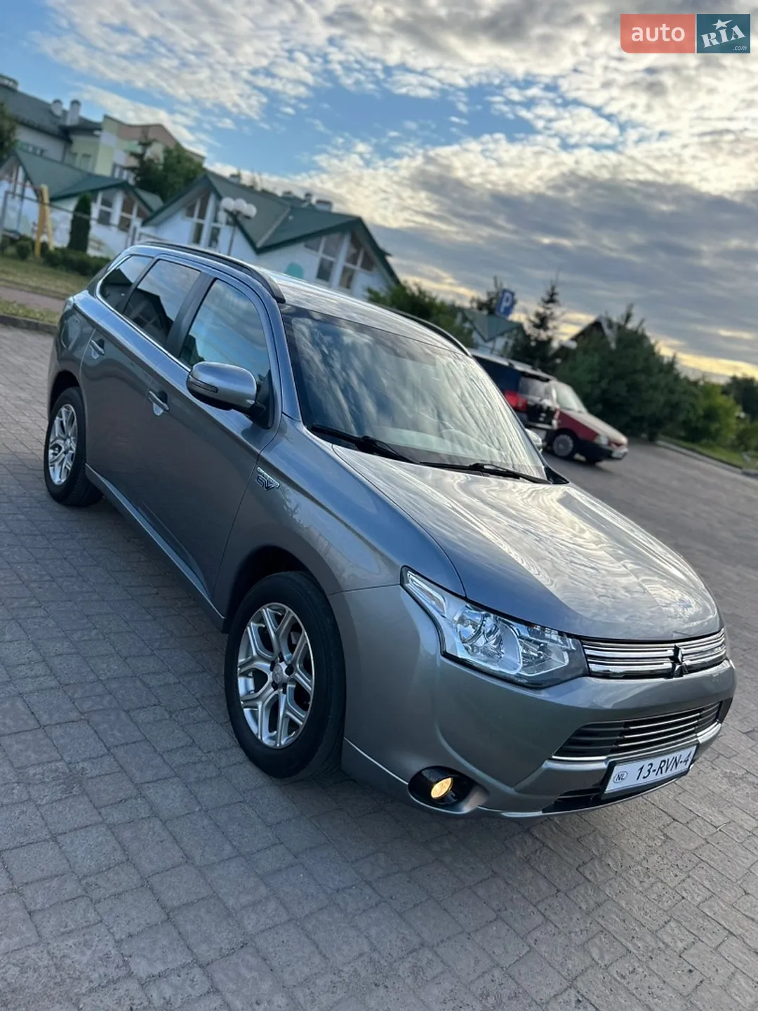 2014 Mitsubishi Outlander - мініатюра 88