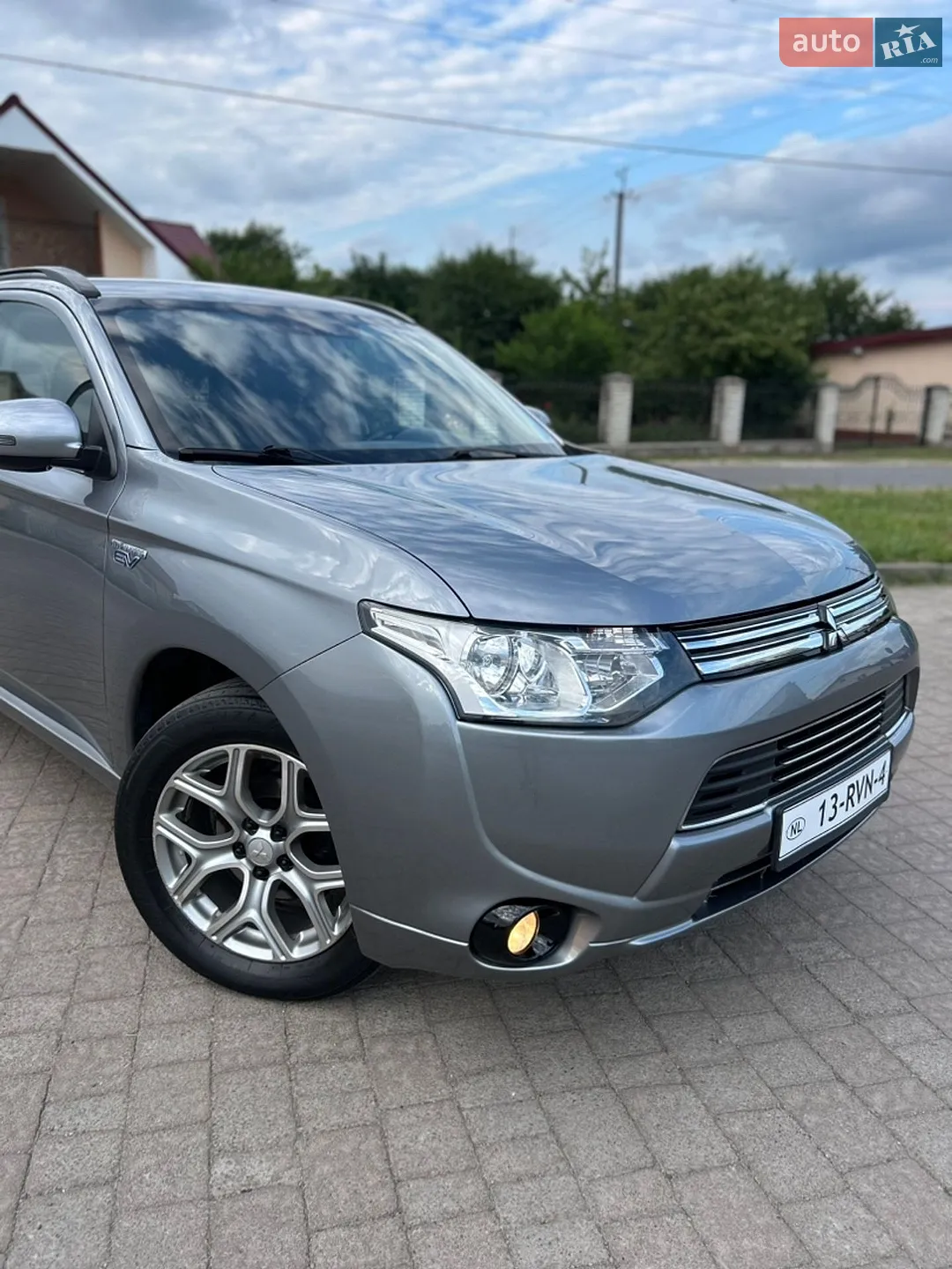 2014 Mitsubishi Outlander - мініатюра 100