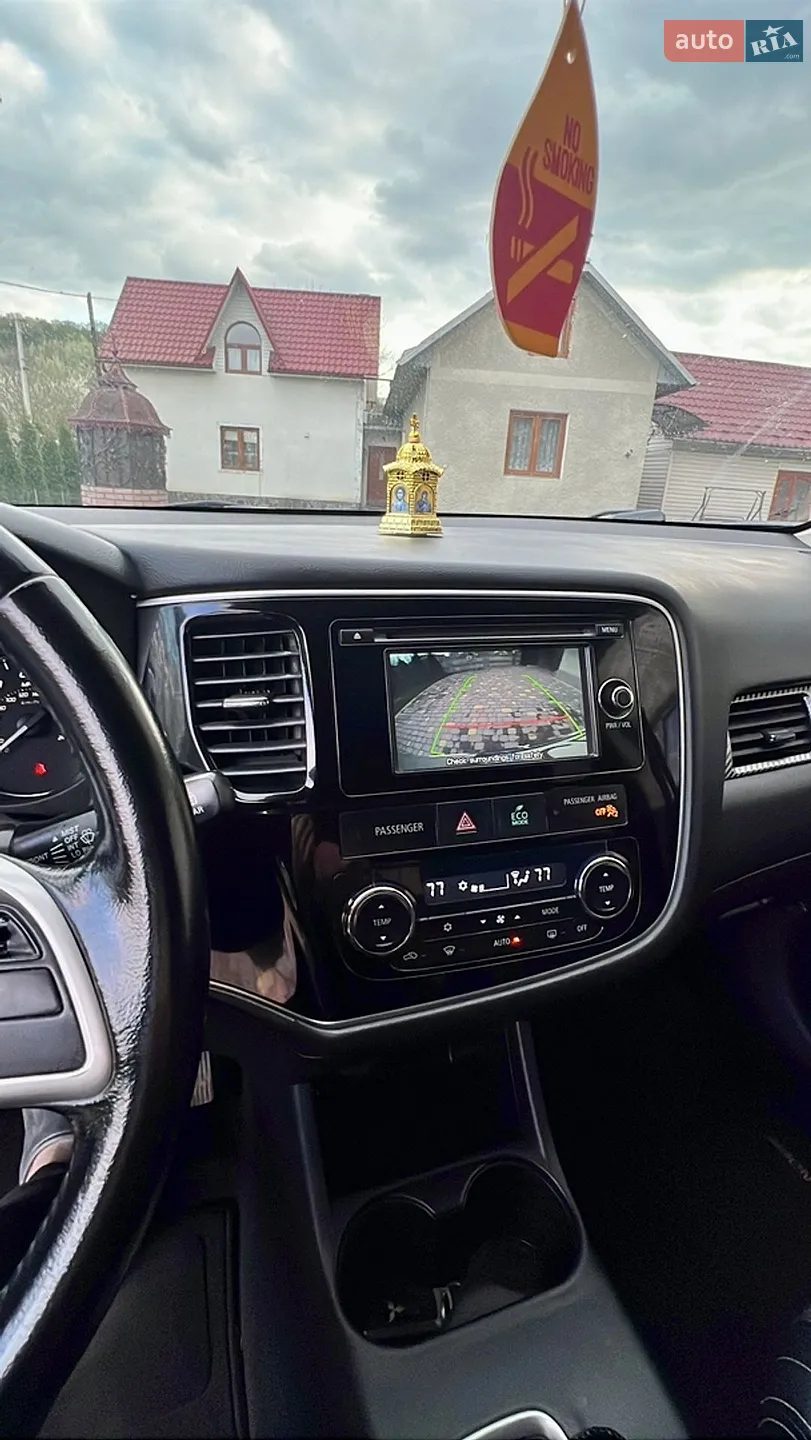 2014 Mitsubishi Outlander - мініатюра 18