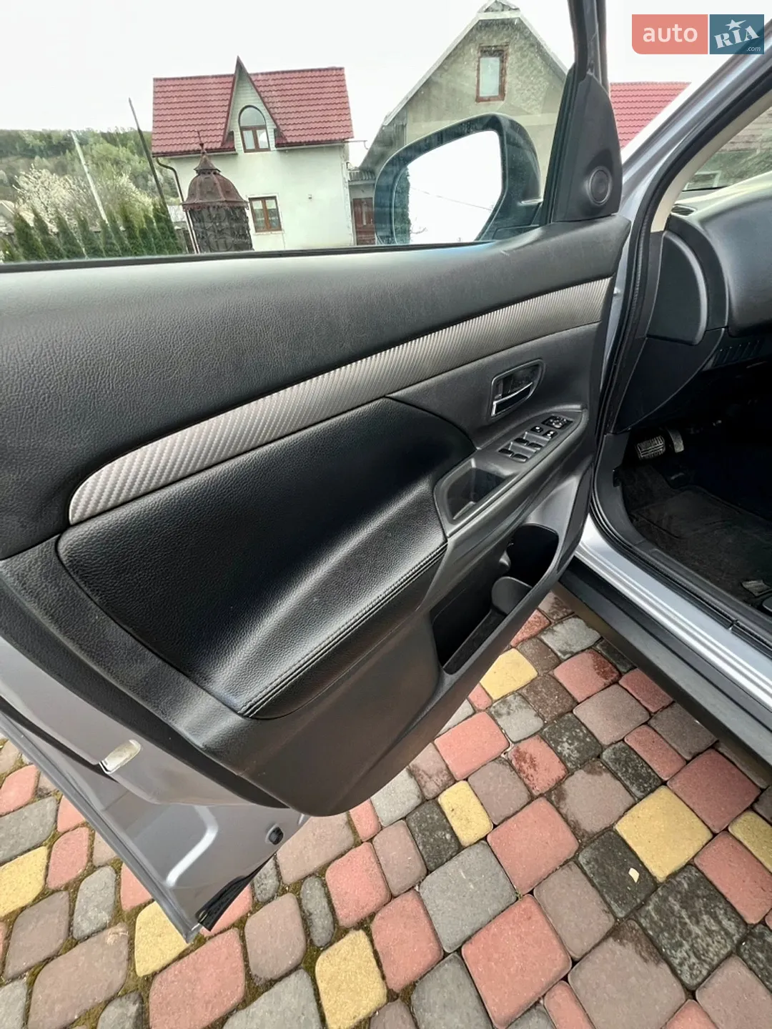 2014 Mitsubishi Outlander - мініатюра 28