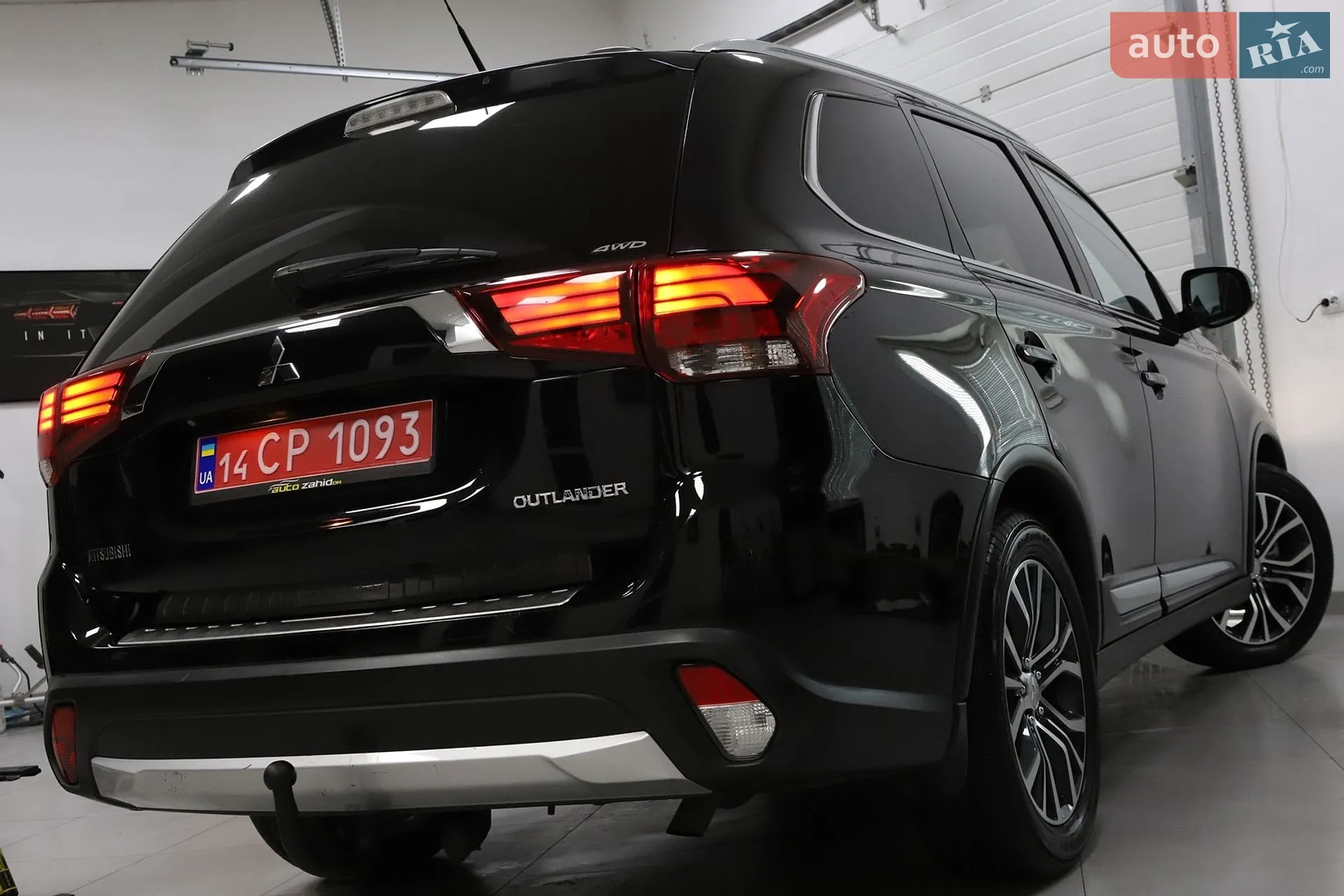 2016 Mitsubishi Outlander - мініатюра 30