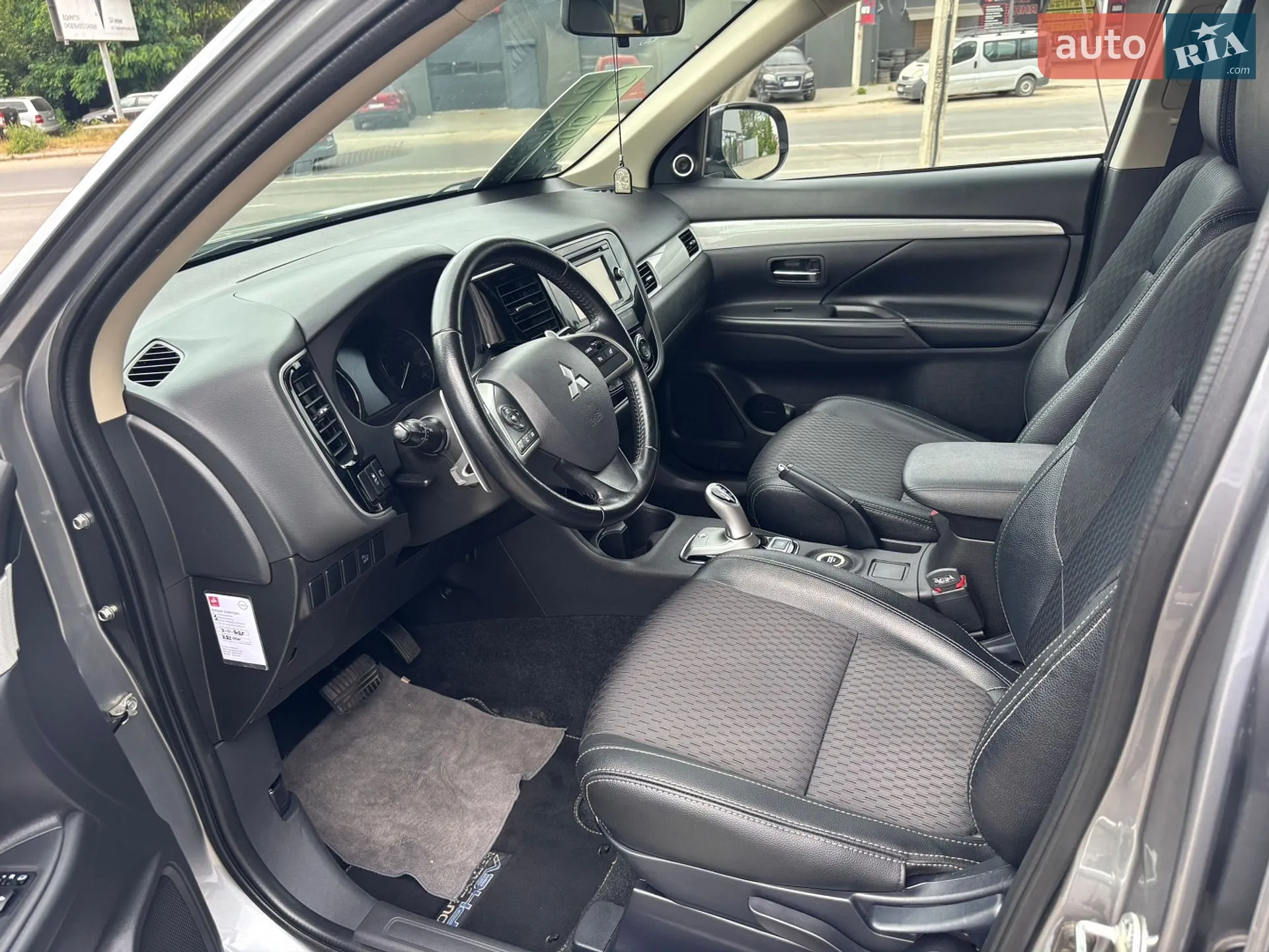 2013 Mitsubishi Outlander - мініатюра 26