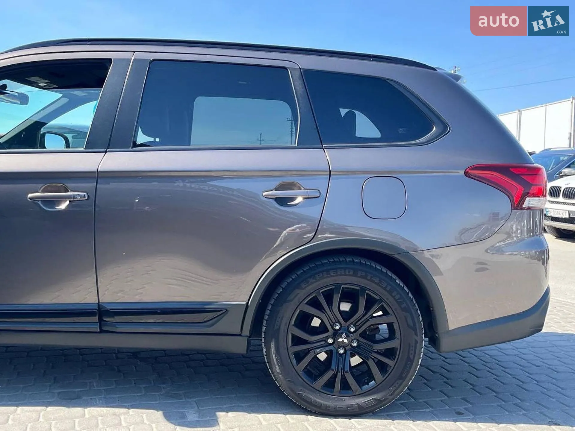 2017 Mitsubishi Outlander - мініатюра 9
