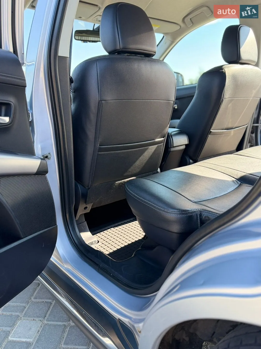 2011 Mitsubishi Outlander - мініатюра 94