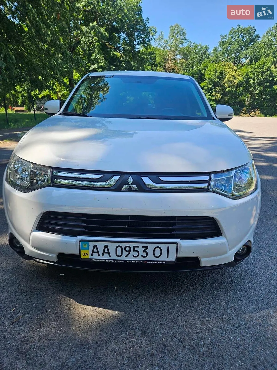 2013 Mitsubishi Outlander - мініатюра 4
