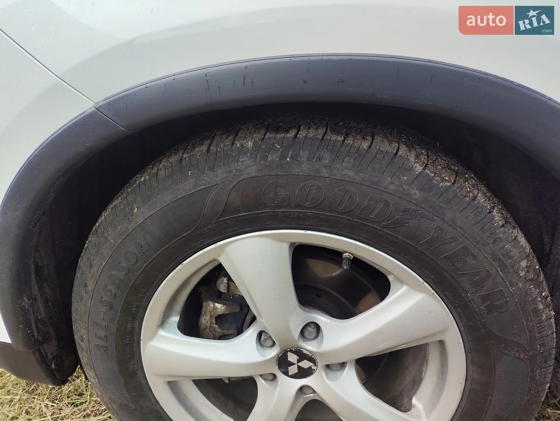 2014 Mitsubishi Outlander - мініатюра 9