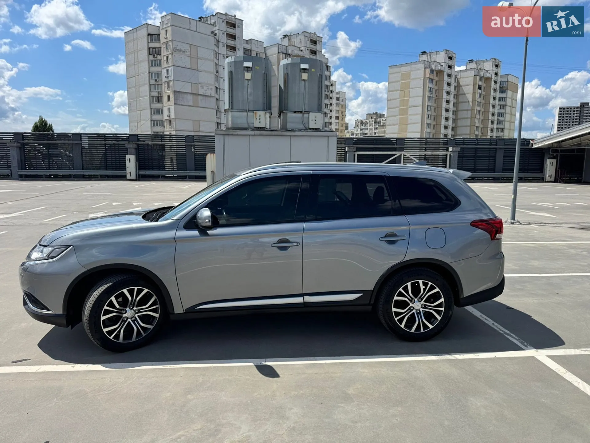 2016 Mitsubishi Outlander - мініатюра 4