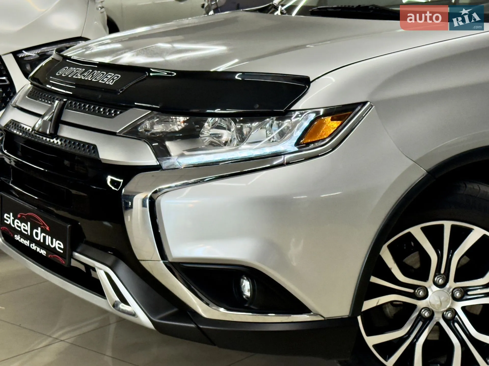 2018 Mitsubishi Outlander - мініатюра 4