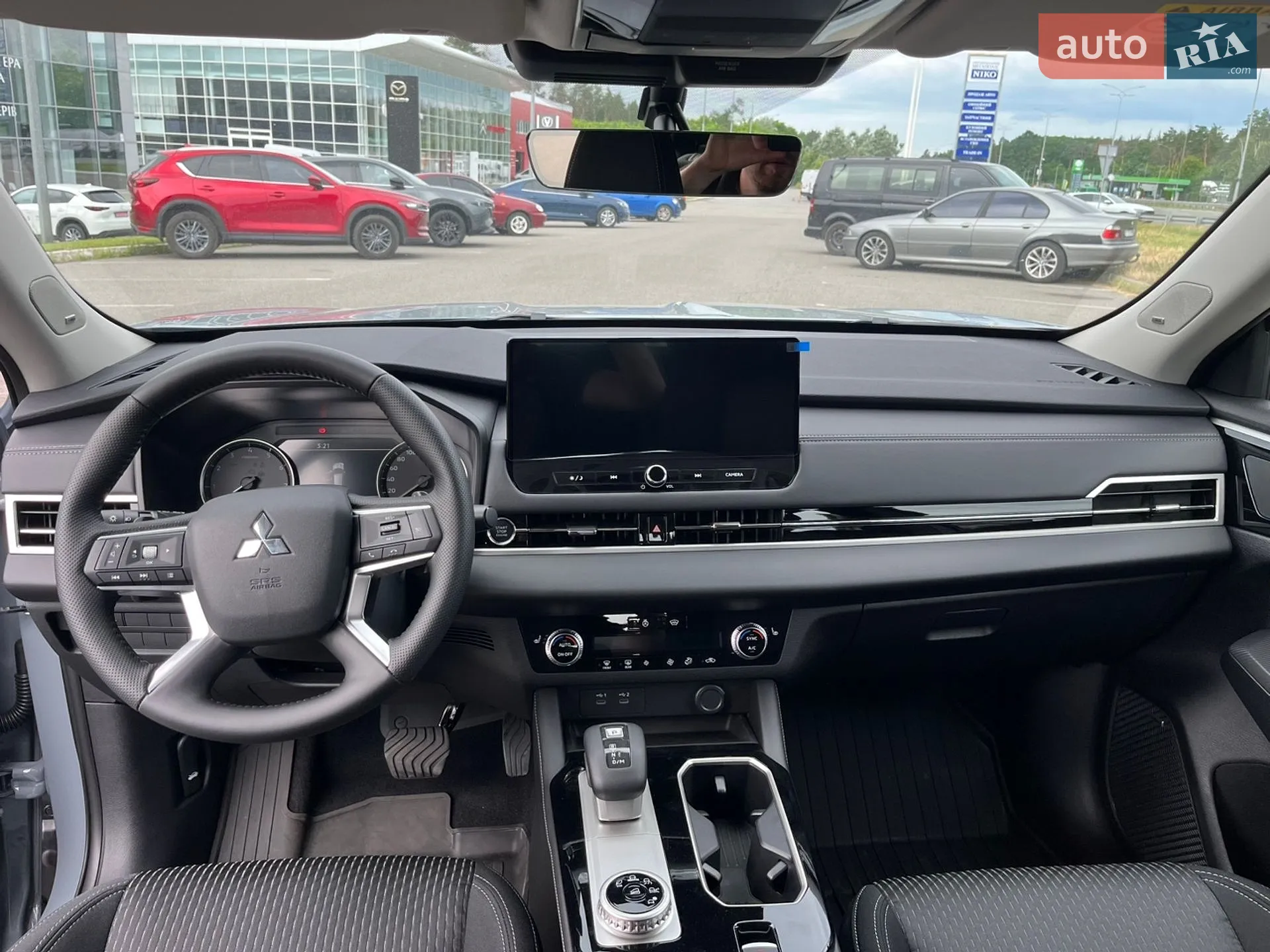 2025 Mitsubishi Outlander - мініатюра 11