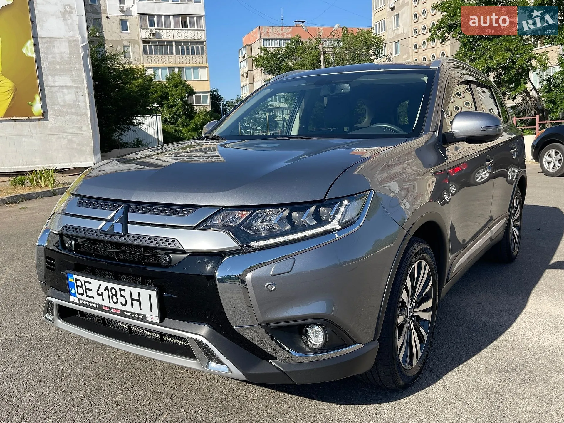 2023 Mitsubishi Outlander - мініатюра 2