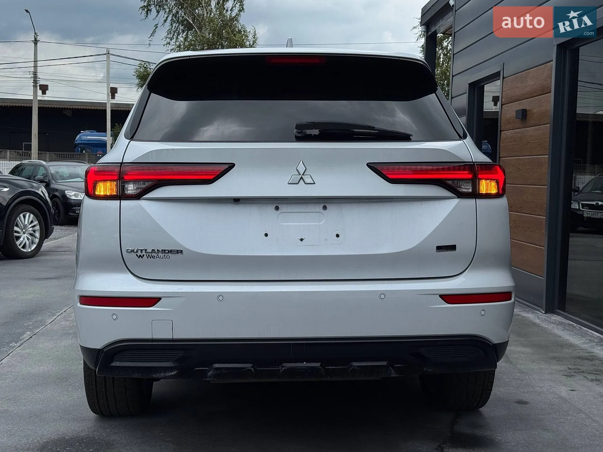 2022 Mitsubishi Outlander - мініатюра 19