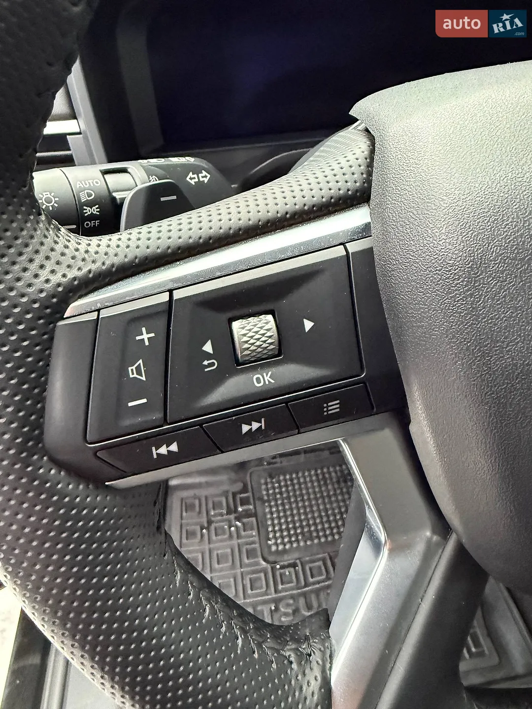 2024 Mitsubishi Outlander - мініатюра 32