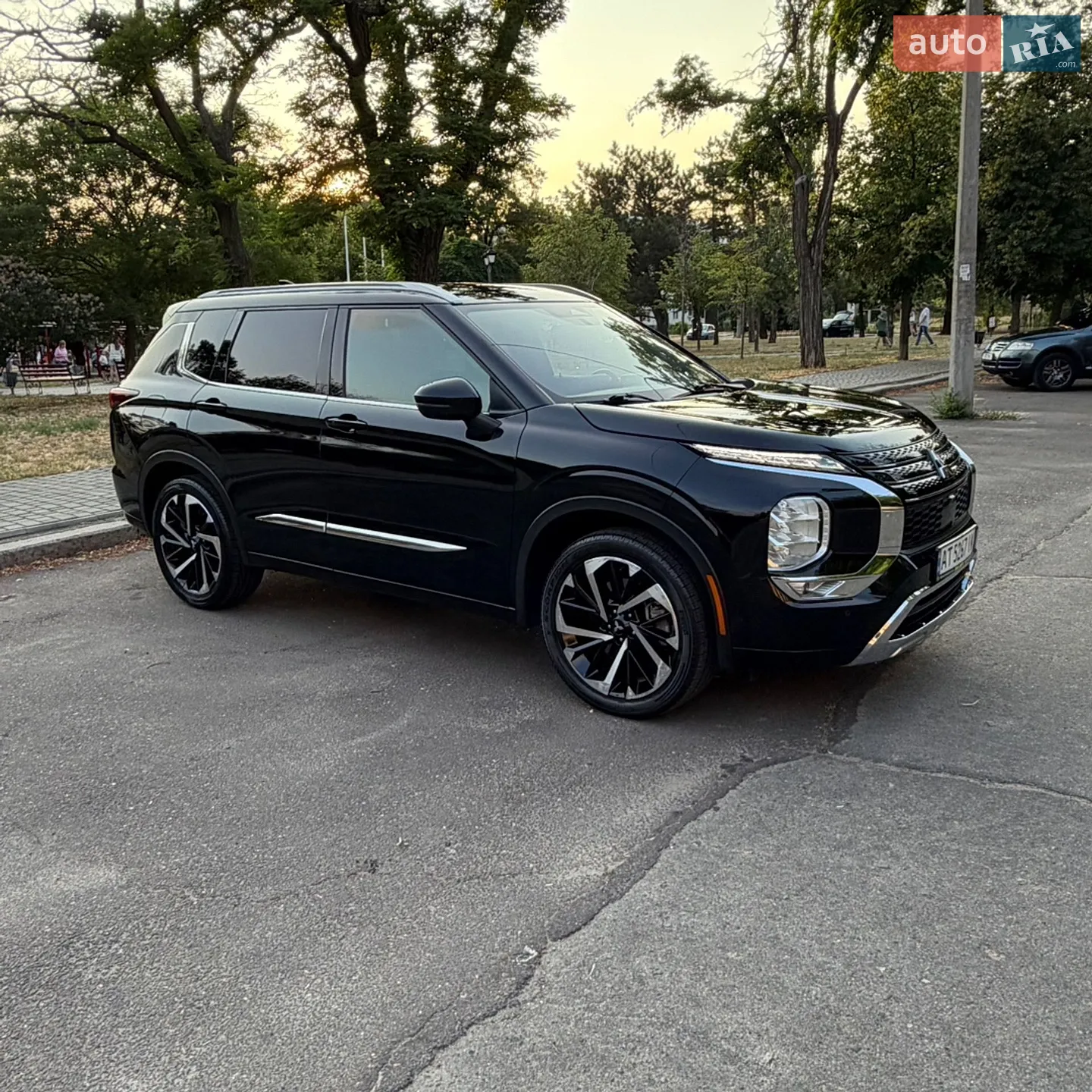 2021 Mitsubishi Outlander - мініатюра 8